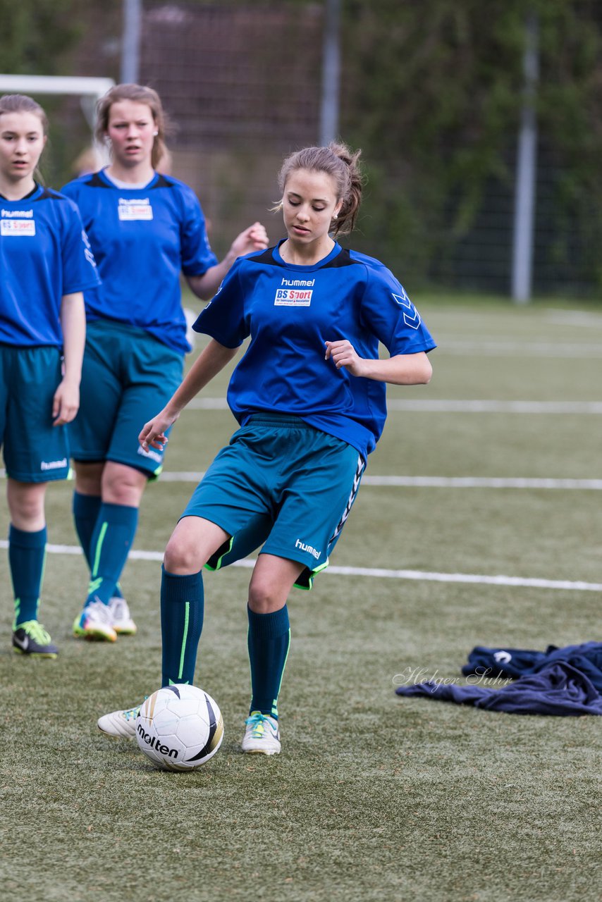 Bild 106 - B-Juniorinnen Pokalfinale VfL Oldesloe - Holstein Kiel : Ergebnis: 0:6